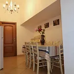Maria Piddu Oda ve Kahvaltı Palermo