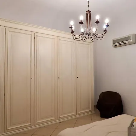 Maria Piddu לינה וארוחת בוקר 3*